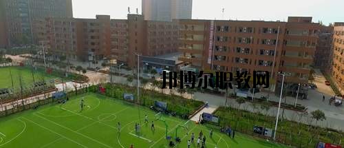 四川省資陽雁江區(qū)職業(yè)技術(shù)學(xué)校2020年報(bào)名條件、招生要求、招生對象
