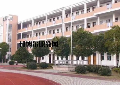 景德鎮(zhèn)體育運(yùn)動(dòng)學(xué)校2020年報(bào)名條件、招生要求、招生對(duì)象