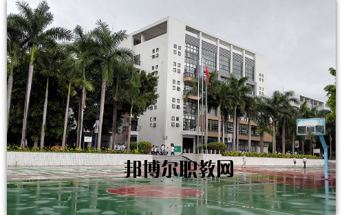 東莞電子科技學(xué)校2020年報(bào)名條件、招生要求、招生對(duì)象