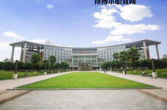 麻城順河高級(jí)職業(yè)中學(xué)2020年報(bào)名條件、招生要求、招生對(duì)象