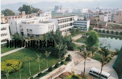 文山司法職業(yè)學校2020年學費、收費多少