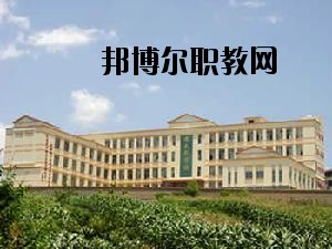 文山七都職業(yè)學(xué)校2020年報(bào)名條件、招生要求、招生對(duì)象
