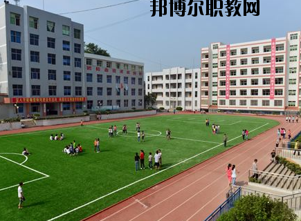 商丘商貿(mào)學(xué)校2021年報名條件、招生要求、招生對象