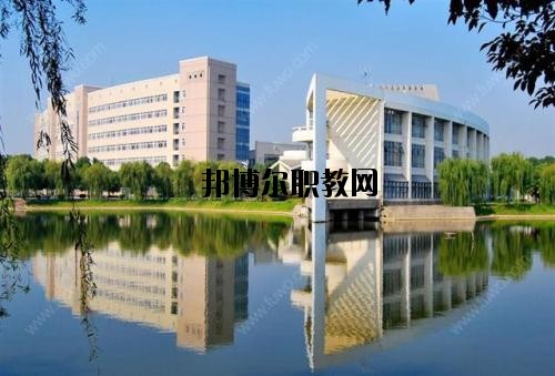 黃岡聯(lián)升職業(yè)技術(shù)學(xué)校2020年報名條件、招生要求、招生對象