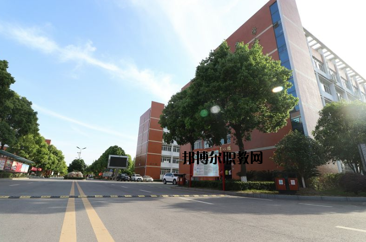 江陵職教中心2020年報(bào)名條件、招生要求、招生對(duì)象