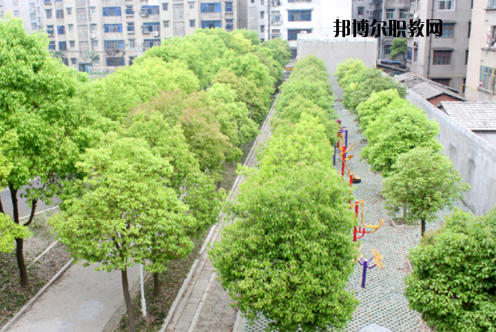 湖北潛江衛(wèi)生學(xué)校怎么樣、好不好