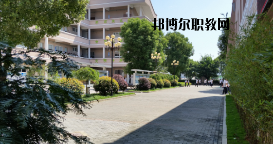 衢州育才職業(yè)中學(xué)怎么樣，好不好