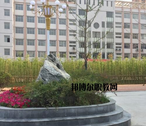 商丘中等專(zhuān)業(yè)學(xué)校怎么樣、好不好