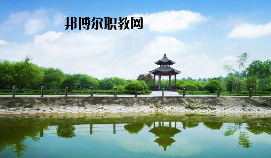 孔祖中等專(zhuān)業(yè)學(xué)校2021年招生辦聯(lián)系電話(huà)