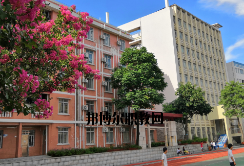 廣東工業(yè)貿(mào)易職業(yè)技術(shù)學(xué)校怎么樣、好不好