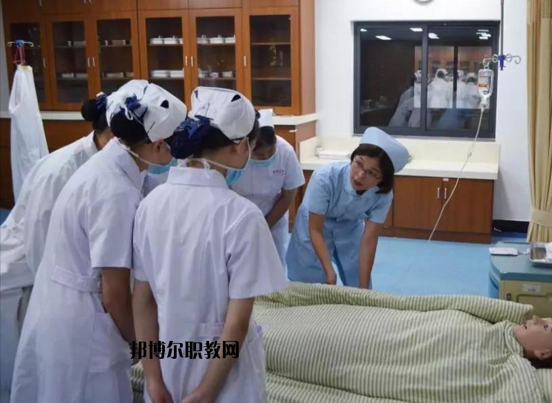 余杭衛(wèi)生中等專業(yè)學(xué)校2020年報(bào)名條件、招生要求、招生對象
