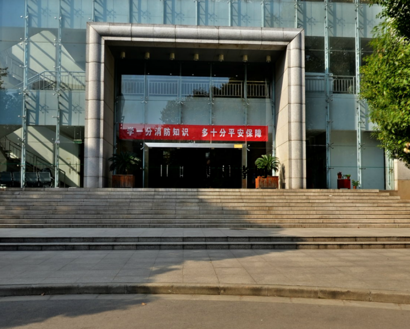 南京醫(yī)科大學2020年招生辦聯系電話