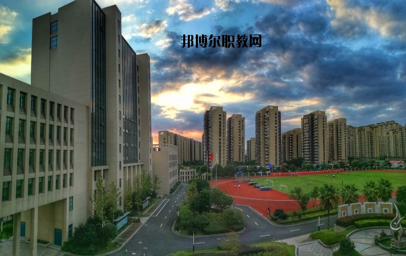 余杭區(qū)塘棲職業(yè)學(xué)校2020年報(bào)名條件、招生要求、招生對(duì)象