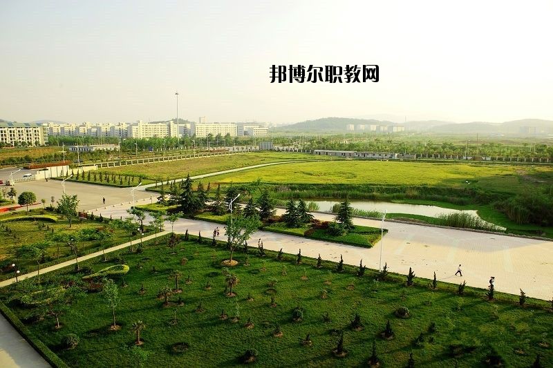 云夢中等職業(yè)技術學校2020年報名條件、招生要求、招生對象