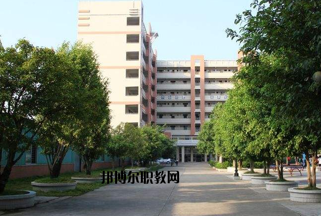 肇慶高要技工學(xué)校怎么樣、好不好