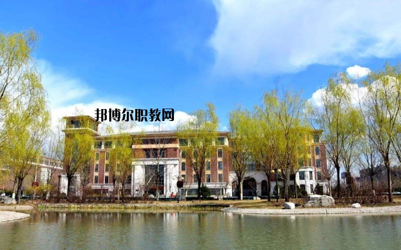京山衛(wèi)生學(xué)校2020年報(bào)名條件、招生要求、招生對象