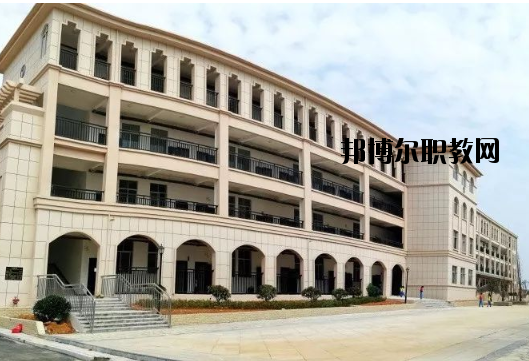 德安中等職業(yè)技術(shù)學(xué)校2020年報(bào)名條件、招生要求、招生對象