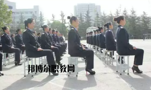 甘肅軌道交通運輸技工學校網站網址