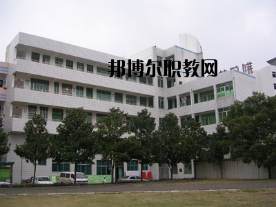 荊門財經(jīng)學(xué)校2020年報名條件、招生要求、招生對象
