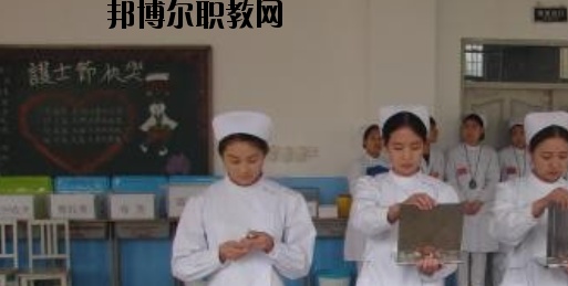 石家莊華醫(yī)醫(yī)學(xué)中等專業(yè)學(xué)校2020年報(bào)名條件、招生要求、招生對(duì)象