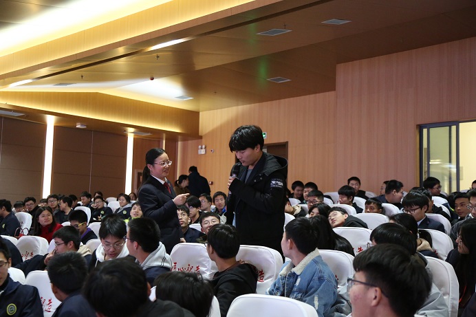 江蘇靖江中等專業(yè)學(xué)校2020年報名條件、招生要求、招生對象