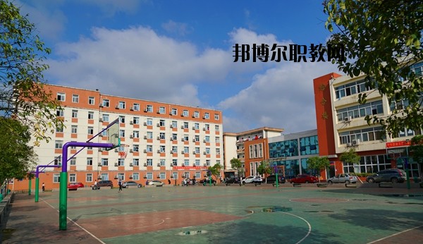安徽建工技師學(xué)院2020年報(bào)名條件、招生要求、招生對象 