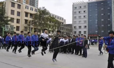 蘭州鐵路技工學(xué)校2020年學(xué)費(fèi)、收費(fèi)多少