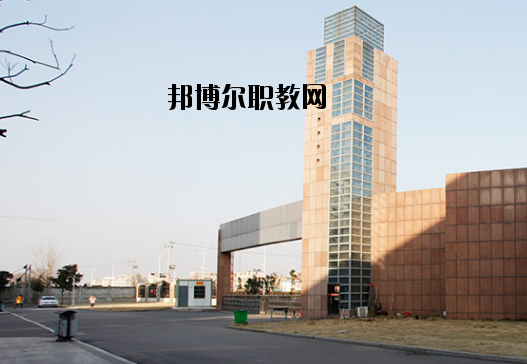 鳳臺(tái)職業(yè)教育中心2020年報(bào)名條件、招生要求、招生對(duì)象