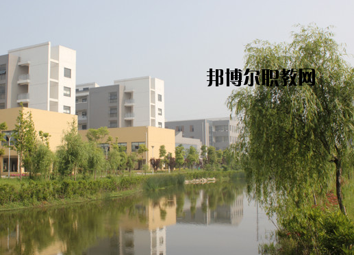 蕪湖師范學(xué)校2020年報(bào)名條件、招生要求、招生對(duì)象
