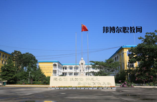 鄭州外資企業(yè)管理中等專業(yè)學校2021年報名條件、招生要求、招生對象