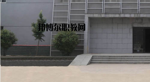 許昌職業(yè)技術(shù)學(xué)院附屬中專2021年報名條件、招生要求、招生對象