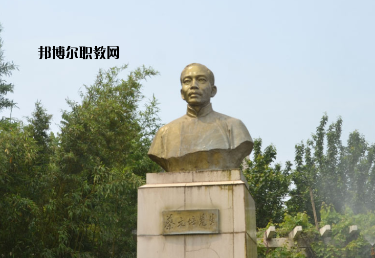 鄭州長城科技中等專業(yè)學(xué)校怎么樣、好不好