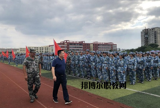 合肥高新科技學(xué)校2020年報名條件、招生要求、招生對象
