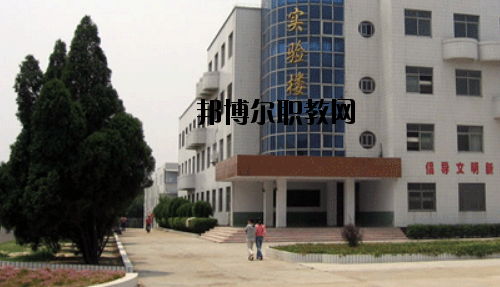 南陽宛北中等專業(yè)學校2021年報名條件、招生要求、招生對象
