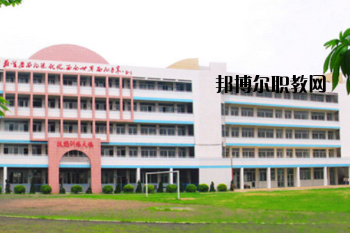 廣東輕工業(yè)技師學(xué)院學(xué)校怎么樣、好不好