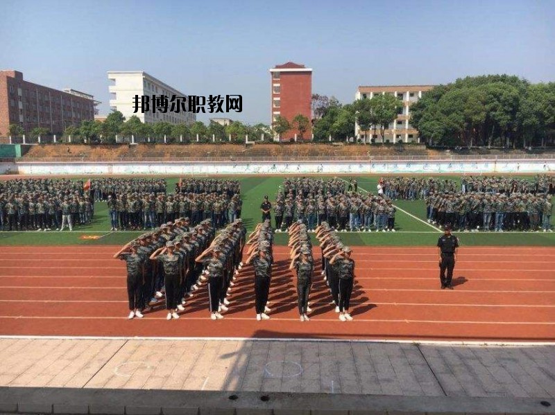 輝縣市第一職業(yè)中等專業(yè)學校2021年學費、收費多少