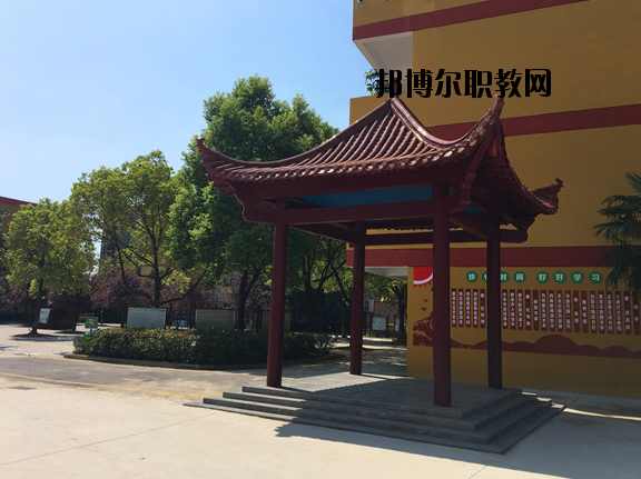 潁上信息工程學(xué)校怎么樣、好不好