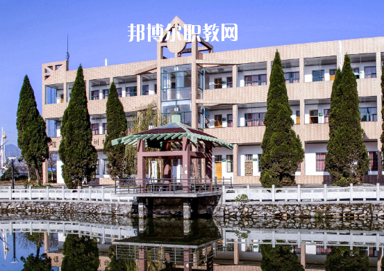 蕪湖機械工程學(xué)校2020年報名條件、招生要求、招生對象