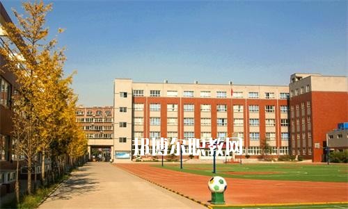延津無線電技術(shù)學(xué)校2021年學(xué)費(fèi)、收費(fèi)多少