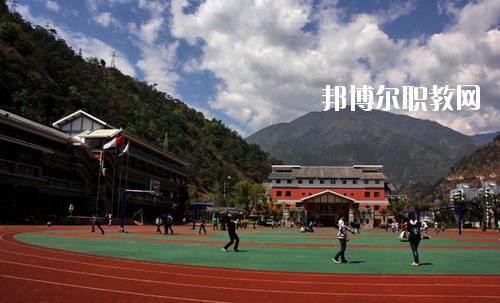 四川石棉職業(yè)高級中學(xué)2020年報名條件、招生要求、招生對象