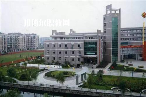 樂至縣回瀾職業(yè)中學(xué)2020年報(bào)名條件、招生要求、招生對象
