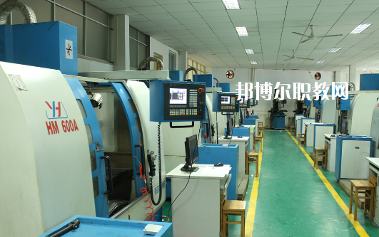 廣東省理工職業(yè)技術(shù)學(xué)校2020年學(xué)費(fèi)、收費(fèi)多少