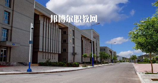金昌市理工中等專業(yè)學(xué)校2020年報名條件、招生要求、招生對象