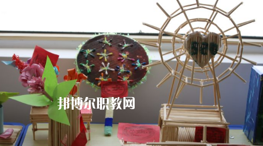 古浪縣大靖職業(yè)技術(shù)教育中心2020年學(xué)費(fèi)、收費(fèi)多少