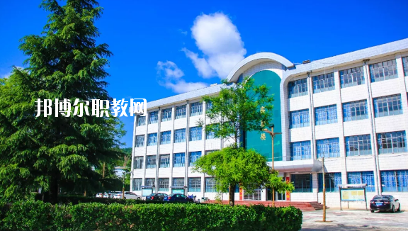 崇信縣職業(yè)教育中心怎么樣、好不好