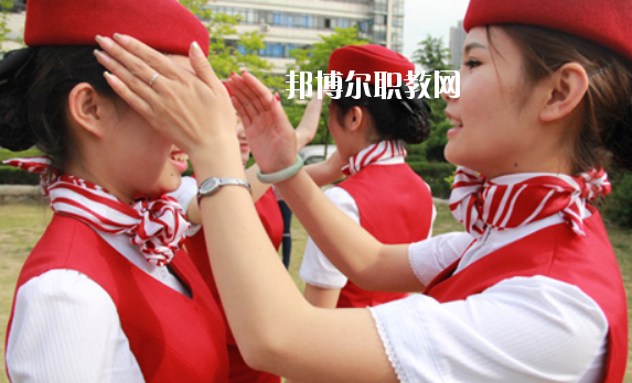甘肅2020年中專(zhuān)高鐵學(xué)校怎么考大專(zhuān)