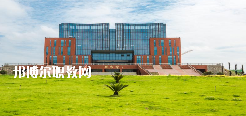 安順職業(yè)技術學院(中職部)2020年報名條件、招生要求、招生對象