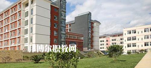 黔南民族職業(yè)技術學院(中職部)2020年招生辦聯(lián)系電話