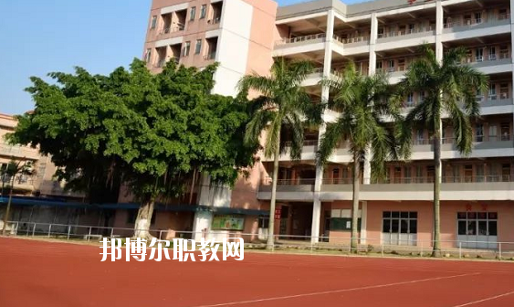 佛山順德區(qū)容桂職業(yè)技術(shù)學(xué)校2020年報(bào)名條件、招生要求、招生對(duì)象