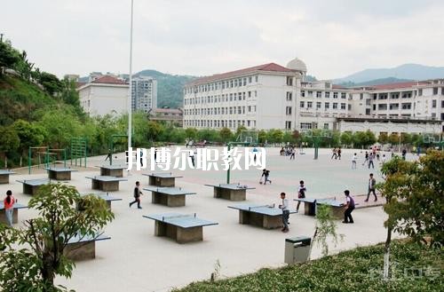 四川劍閣職業(yè)高級中學(xué)校2020年報(bào)名條件、招生要求、招生對象